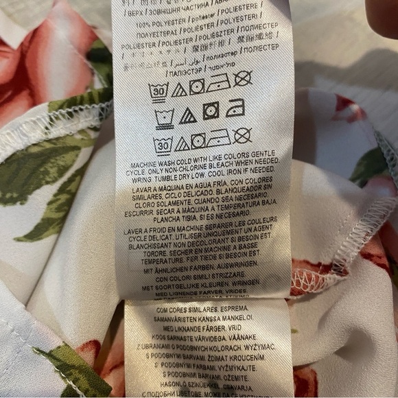 Guess XL Floral Rose Print 3/4 Sleeve Collared Blouse - Picture 17 of 17